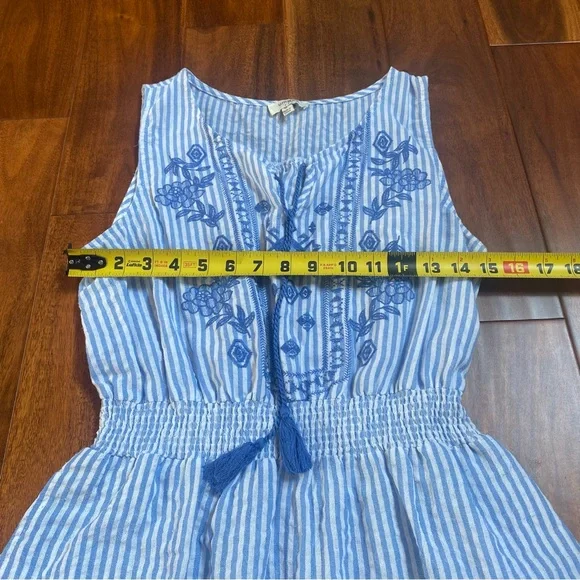 Umgee Women’s Blue & White Striped Dress with Pockets Size Medium - Picture 7 of 10